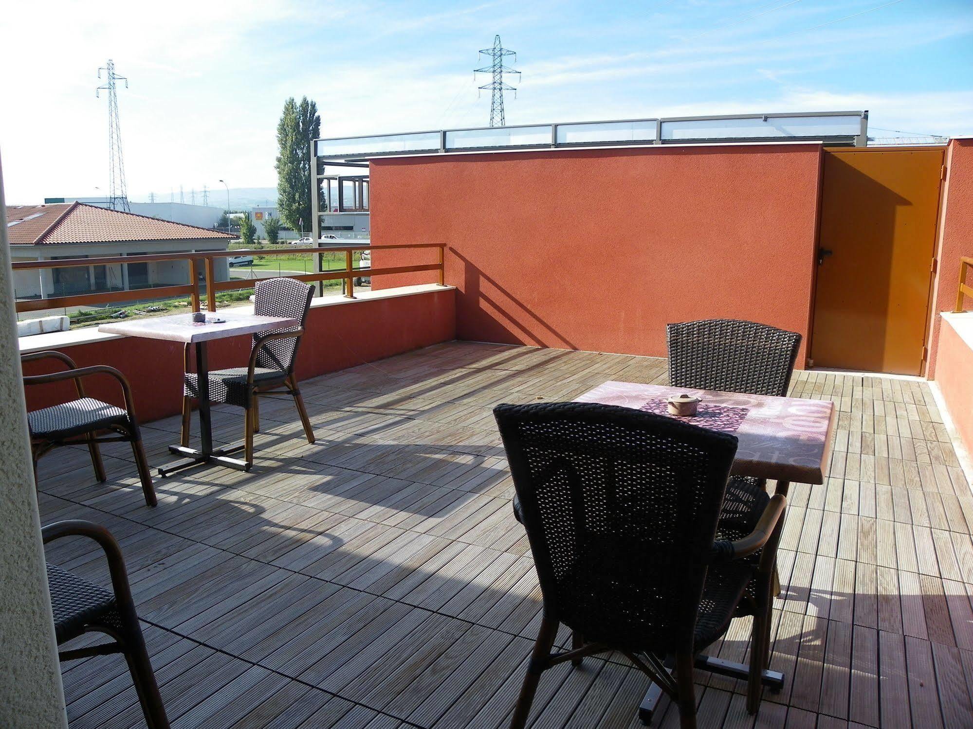 Les Etoiles Du Forez Savigneux  Exterior foto
